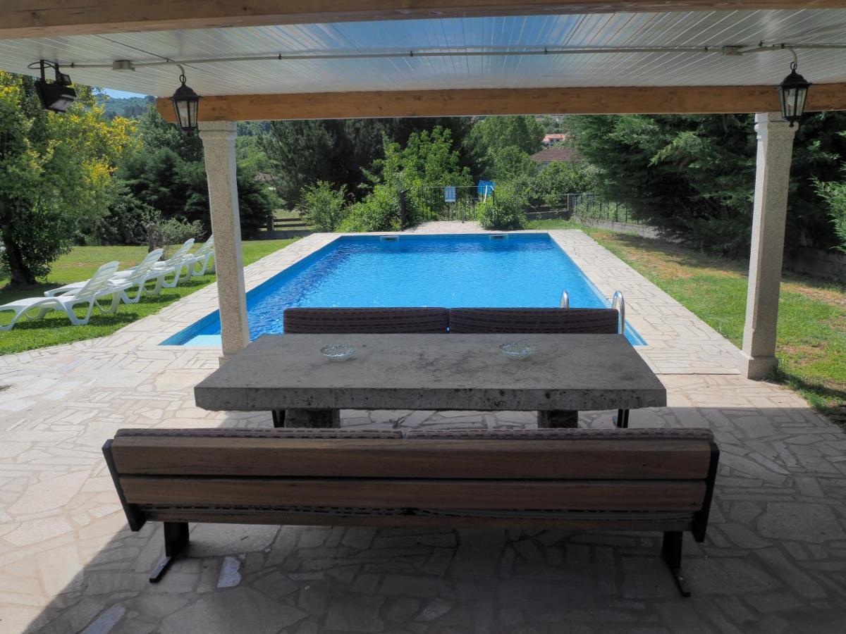 Espectacular Casa Con Piscina En Allariz Exteriör bild
