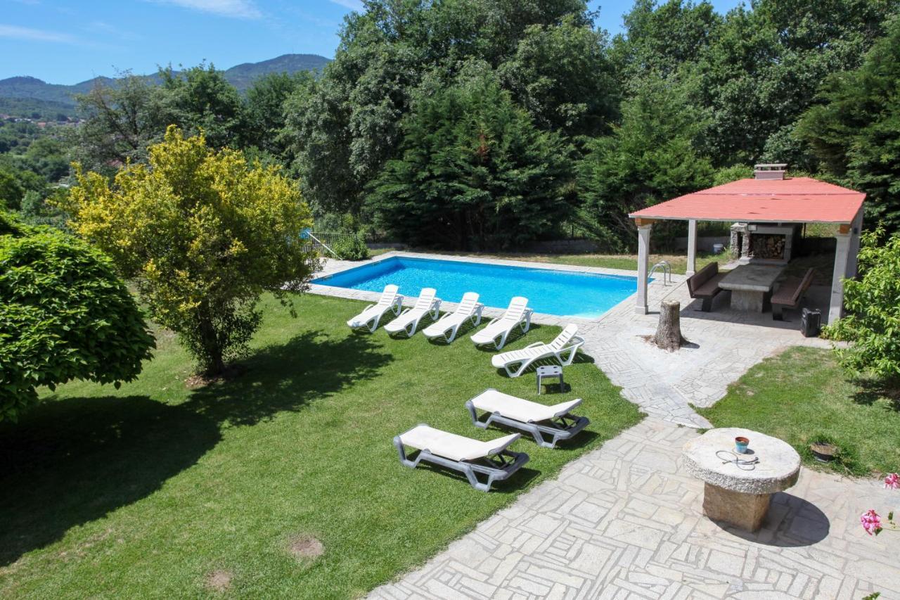 Espectacular Casa Con Piscina En Allariz Exteriör bild