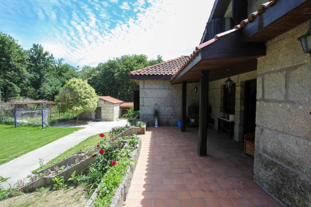Espectacular Casa Con Piscina En Allariz Exteriör bild